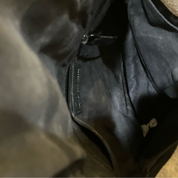 Marc by Marc Jacobs, Mini “New Q Perf Natasha’ Crossbody Bag in Leche Ivory - Picture 6 of 7